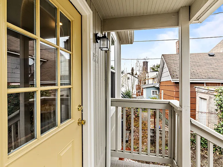 1521 E Spruce St — Photo 31