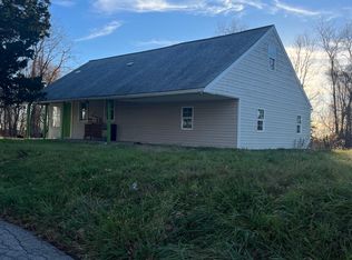 1060 Temple Rd, Monaca, PA 15061