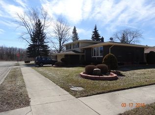 2339 185th Ct, Lansing, IL 60438