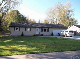 7035 Helen St, Saginaw, MI 48609