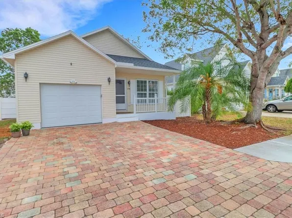 238 Leawood CIR, NAPLES, FL 34104