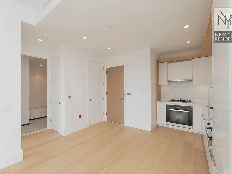 368 3rd Ave #19A — Photo 5