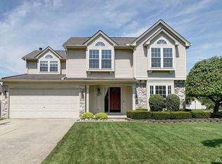 939 S Parkwood Dr, South Lyon, MI 48178