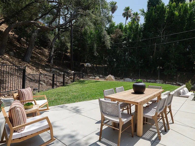 510 Foothill Ave — Photo 41