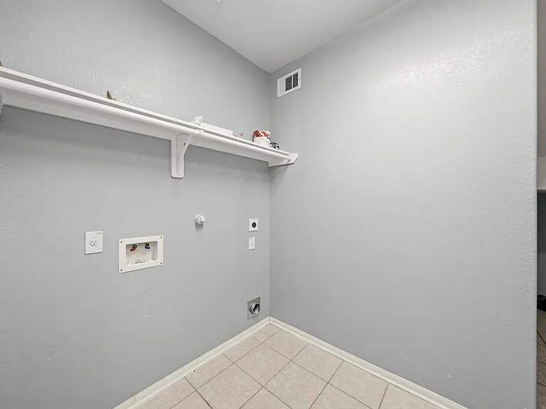 2 Garden Springs Ct — Photo 14