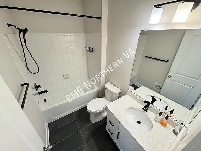1021 S Taylor Ct — Photo 30
