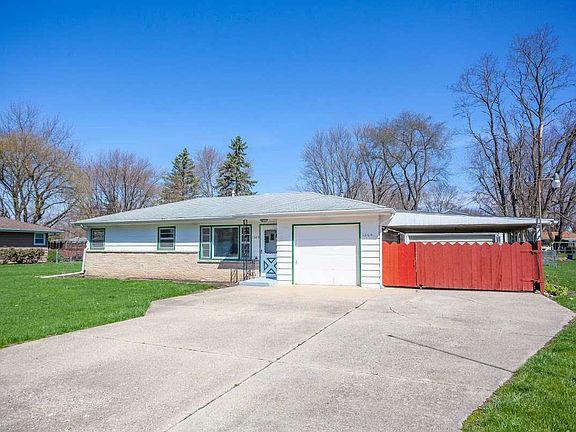 2nd image of 1606 Juniper Ln
