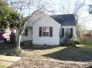 6 Plaza Dr, Hampton, VA 23669
