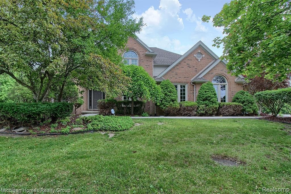 8992 Quail Ct, Plymouth, MI 48170 MLS 20230054214 Zillow