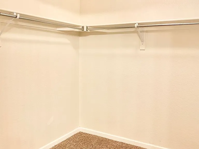 4775 Hahns Peak Dr #204 — Photo 9