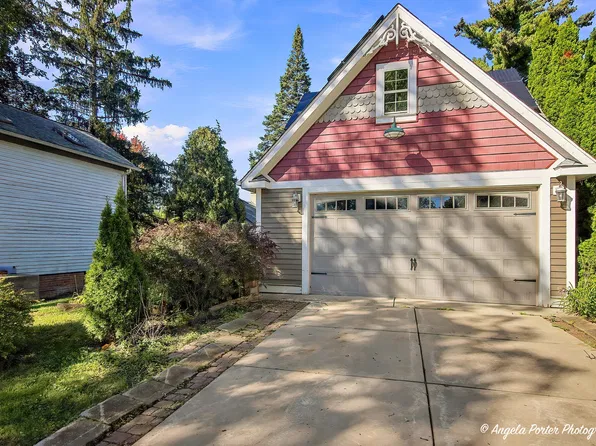 203 N Plum Grove Rd, Palatine, IL 60067