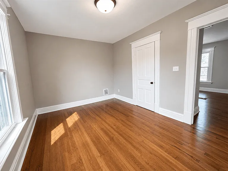 413 E Maple Ave #2 — Photo 8