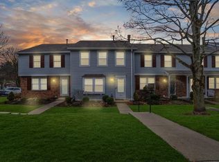 203 Green Ct, Pittsburgh, PA 15234