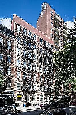 1st image of 221 E 85th St APT 3
