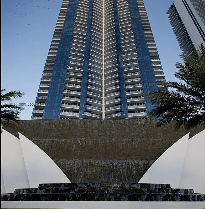 17121 Collins Ave #1608