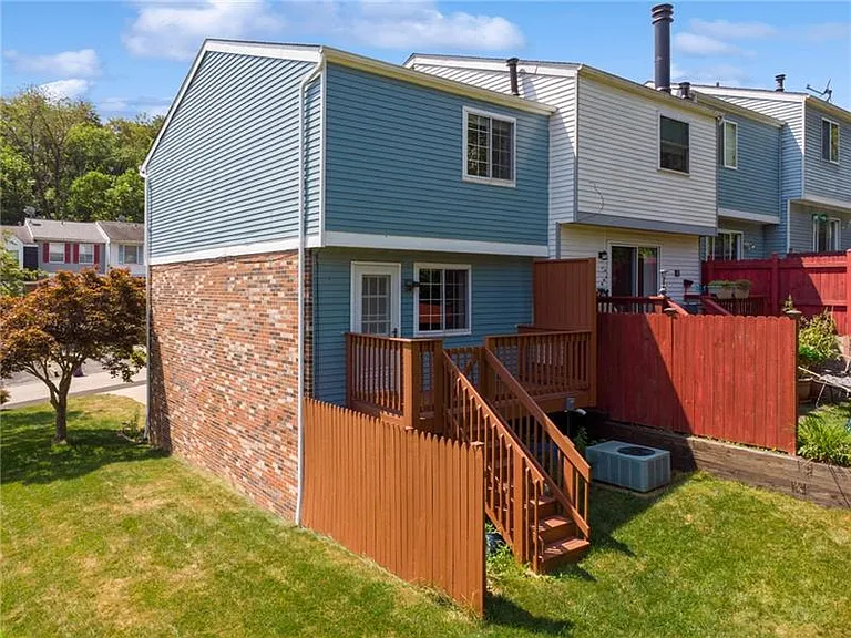 148 Ligonier Ln — Photo 30