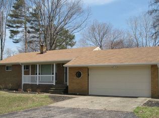 5869 Hopkins Rd, Mentor, OH 44060