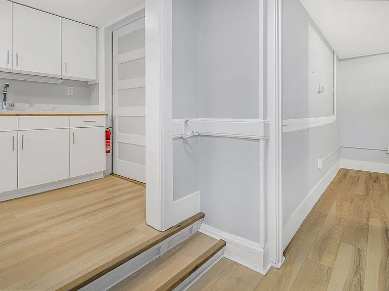 504 Stewart Ave — Photo 231