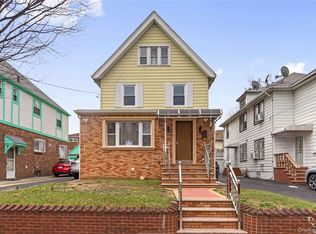8556 151st St, Jamaica, NY 11432
