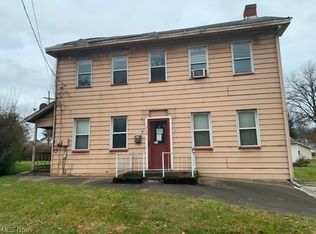 564 S Main St, Niles, OH