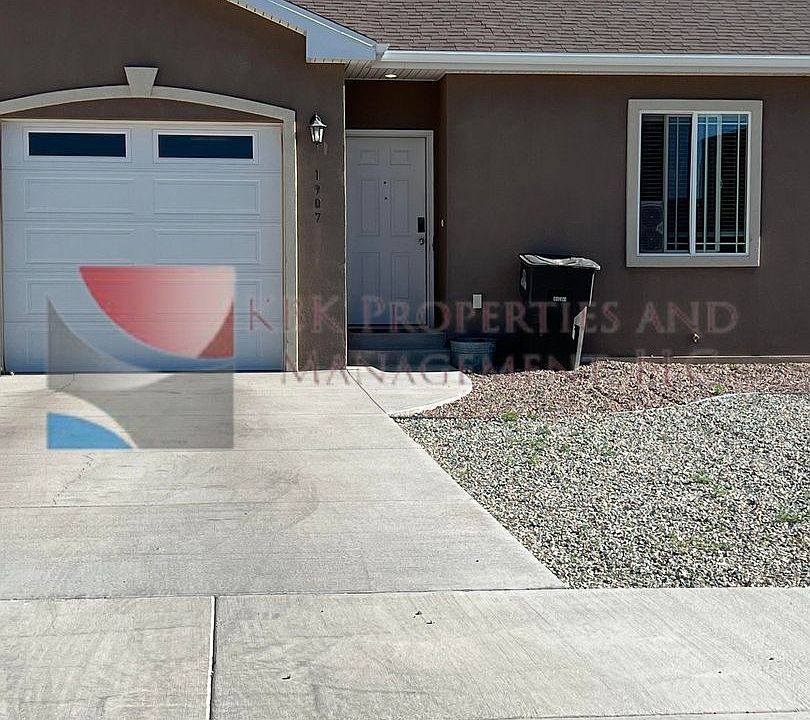 1st image of 1907 W 8th St #10c4ca455