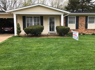 1113 Medford Dr, Saint Charles, MO 63303