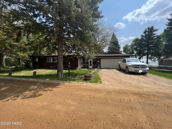 308 W Lake Dr, Lake Norden, SD 57248