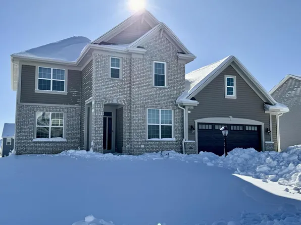 N47W22399 Woodleaf WAY, Pewaukee, WI 53072