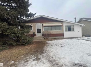 12811 135th St NW, Edmonton, AB T5L1Y3