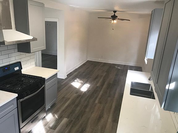 2nd image of 1412 F St APT B