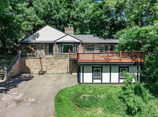 25900 W Forteen Mile Rd, Bloomfield Hills, MI 48301