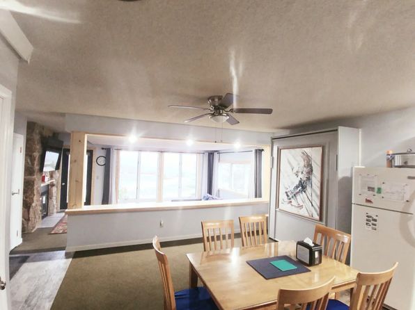 96 Mountainside Dr #B-4