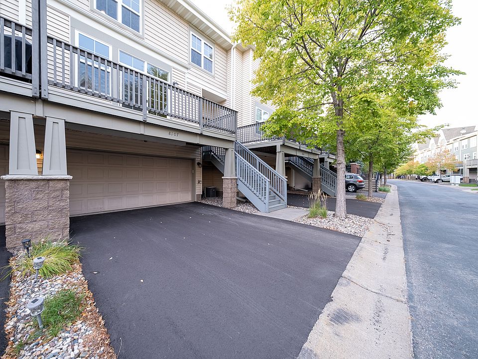 1st image of 8107 Oakview Dr N #1