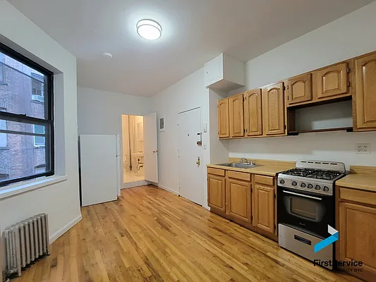 Rented by FirstService Realty (legacy) | media 13