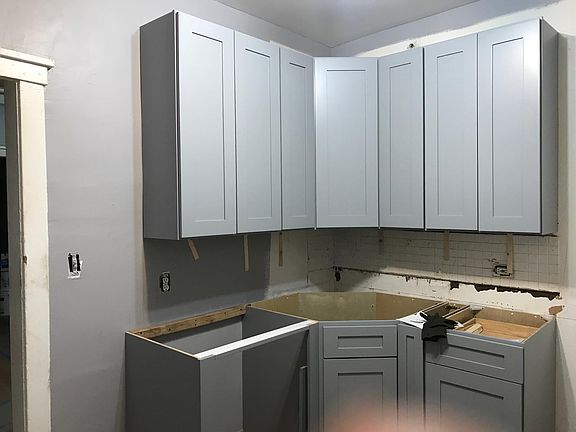 New 42_ Oak cabinets kitchen.