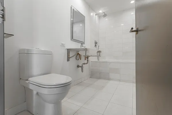 Rented by Corcoran | media 17