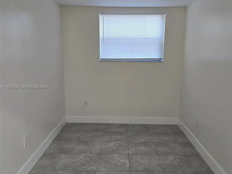 4020 Del Rio Way #720 — Photo 25