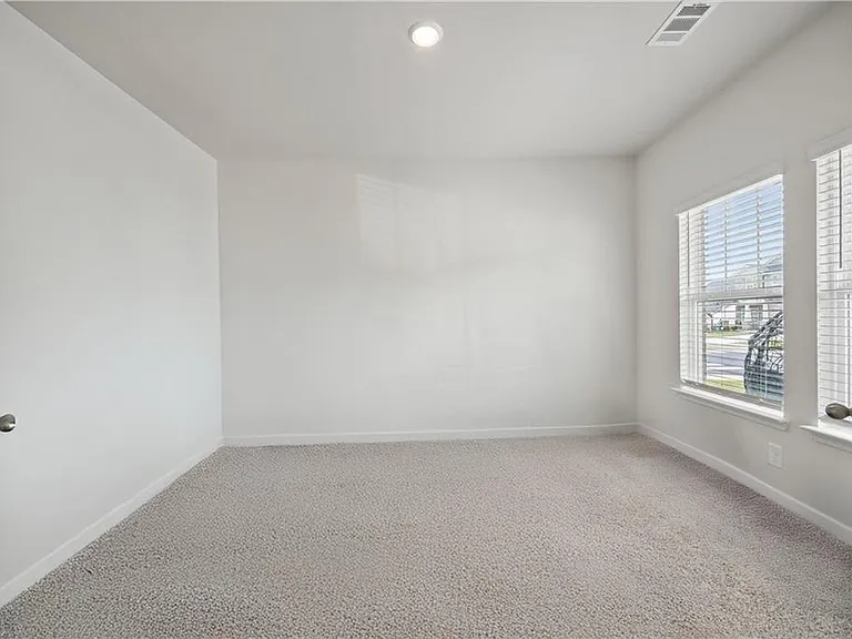 107 Meander Dr — Photo 10