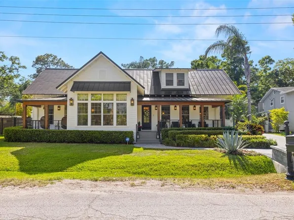 5610 N River Shore Dr, Tampa, FL 33603