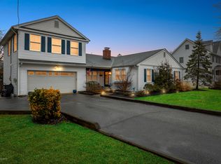 19 Serand Ave, Oceanport, NJ 07757