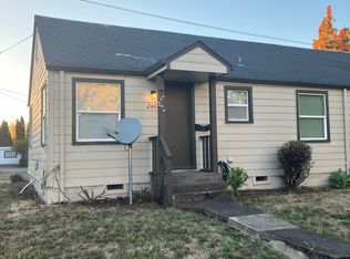 240 7th St, Springfield, OR 97477