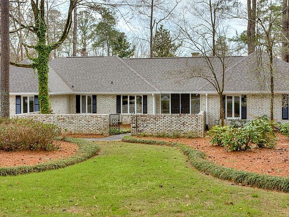3rd image of 3557 W Lake Dr