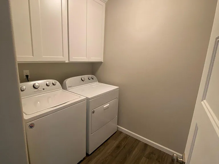 912 Indian Hills Dr — Photo 15