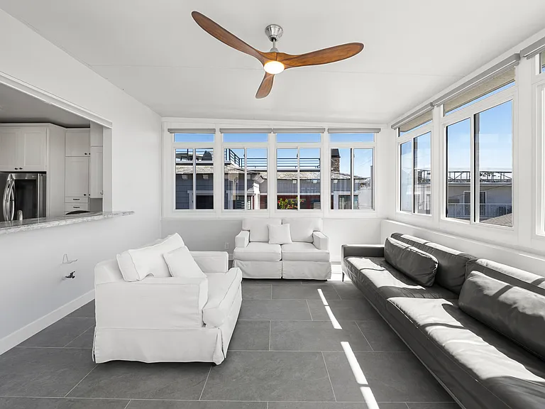 40 15th St #Penthouse C — Photo 10