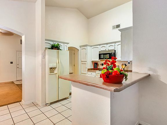 5th image of 11028 Essex Falls Ln