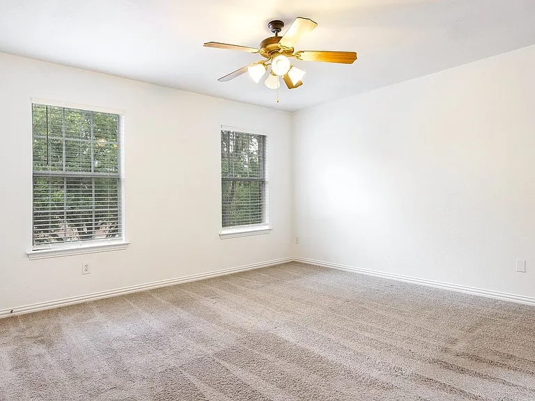 3206 Bedford Rd — Photo 9