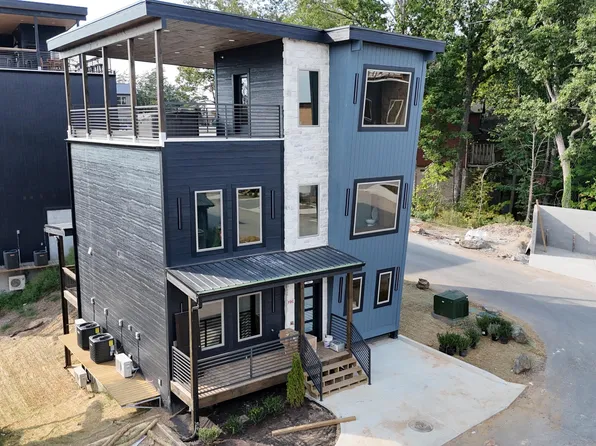 502 Warbonnet Way, Pigeon Forge, TN 37863