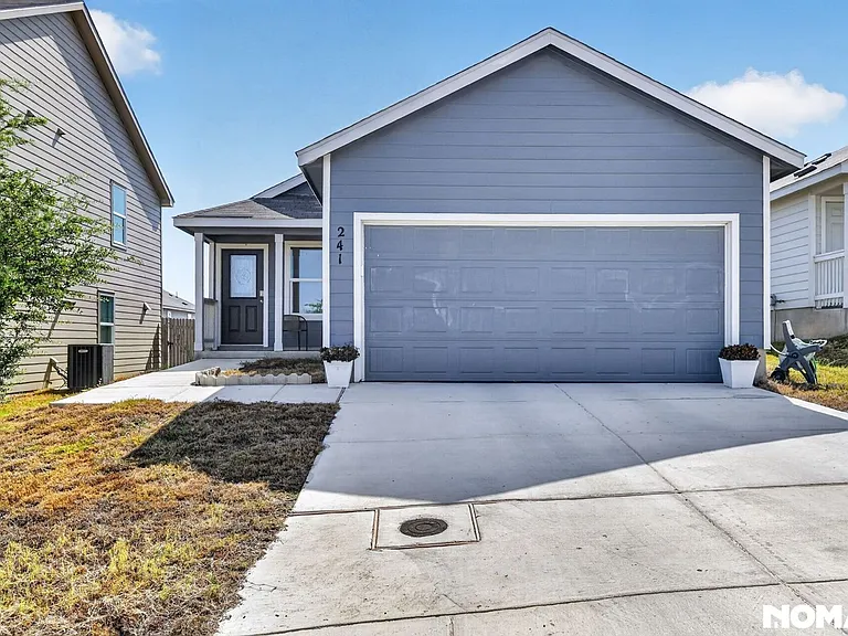 241 Payton Pl — Photo 1