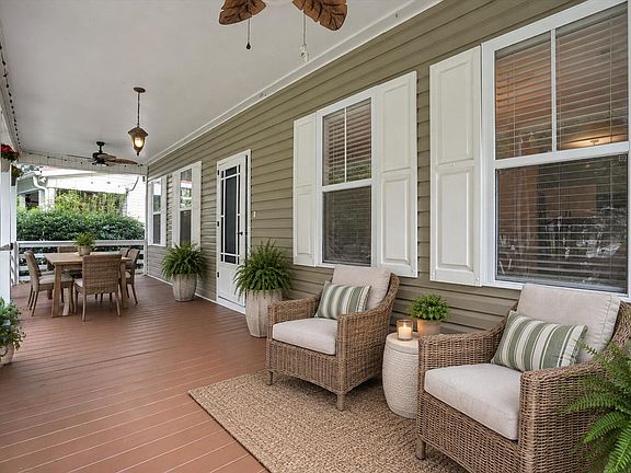 4th image of 1553 Little Rock Blvd