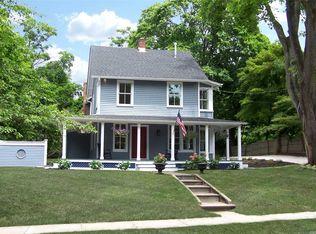 113 Main St, Setauket, NY 11733